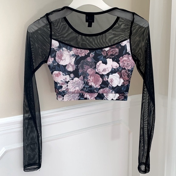 2B Bebe size XS Deep V Floral Crop Top - Picture 10 of 15
